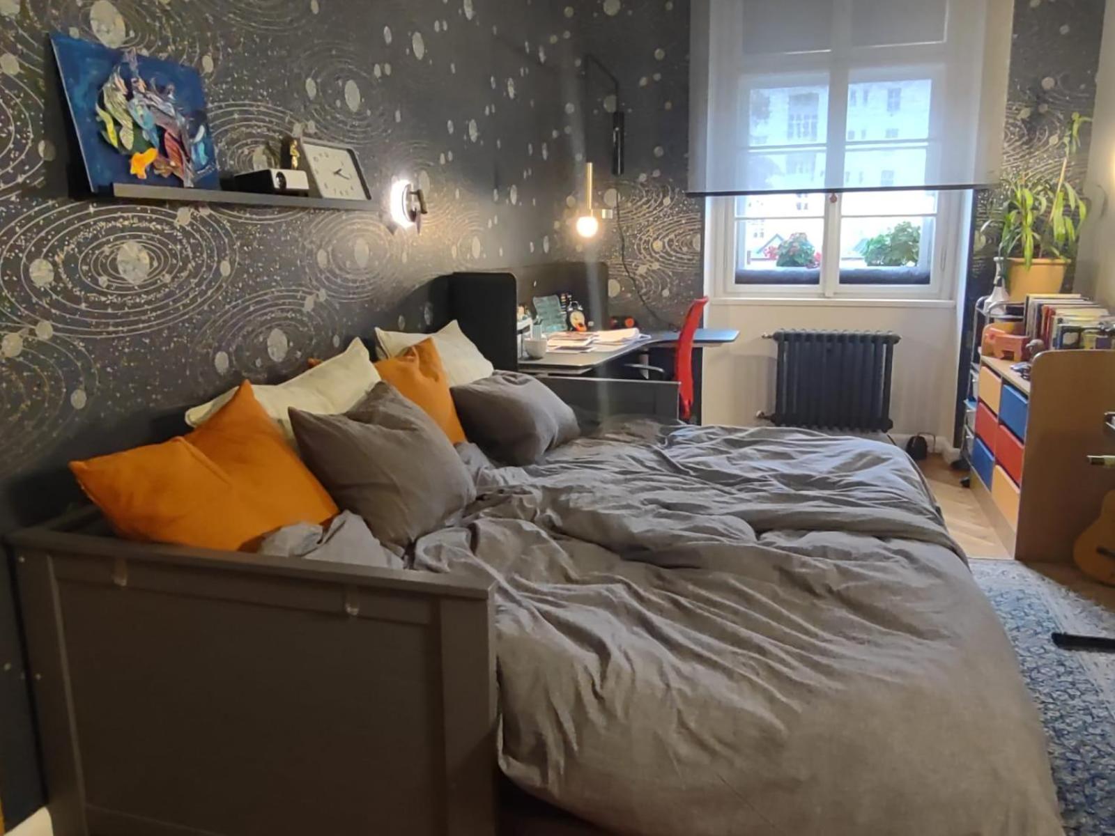 Spacious In 3 Bedrooms, 6 People Apartment *